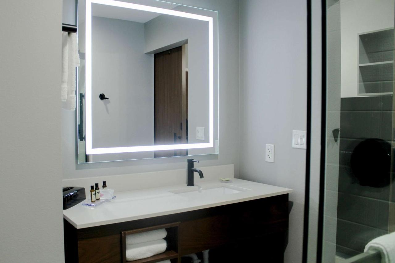 Hawthorn Extended Stay By Wyndham Oklahoma City Airport Экстерьер фото