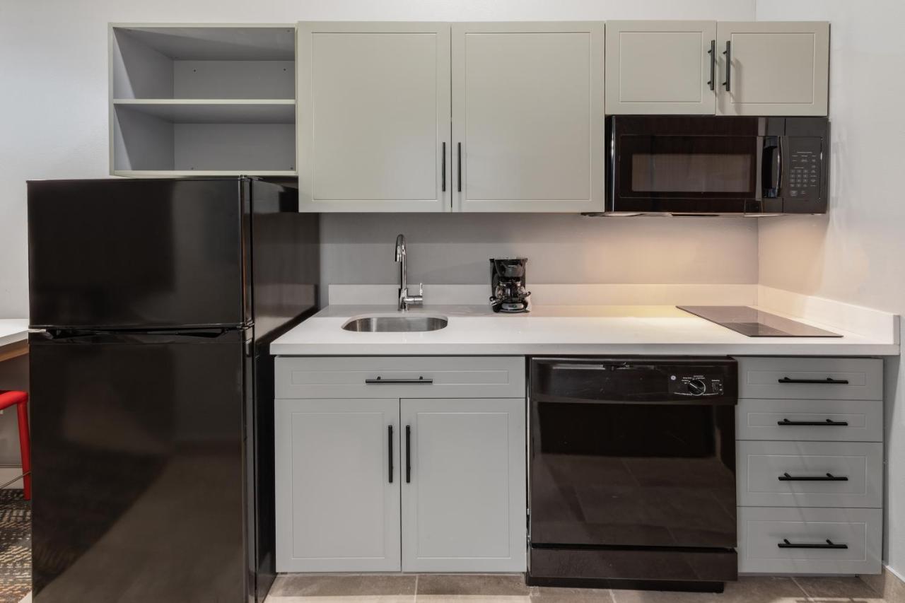 Hawthorn Extended Stay By Wyndham Oklahoma City Airport Экстерьер фото