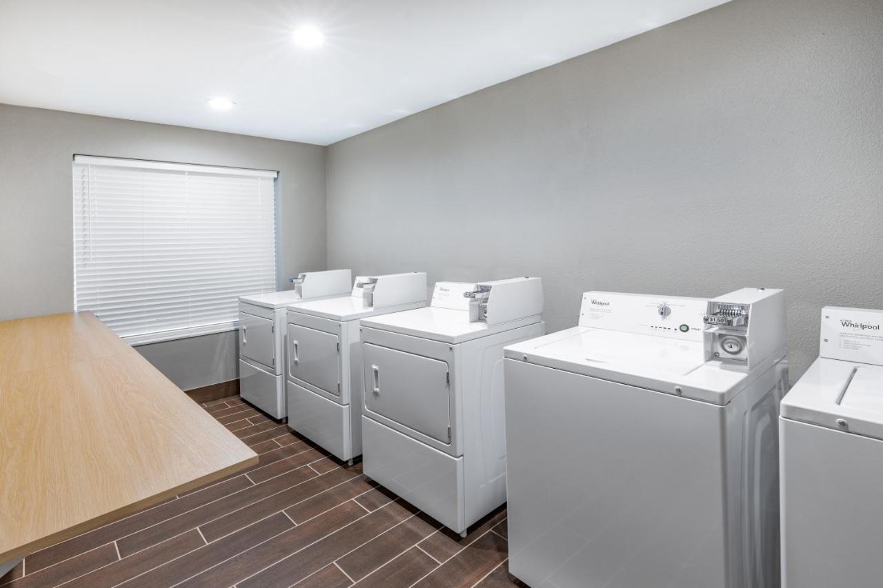 Hawthorn Extended Stay By Wyndham Oklahoma City Airport Экстерьер фото