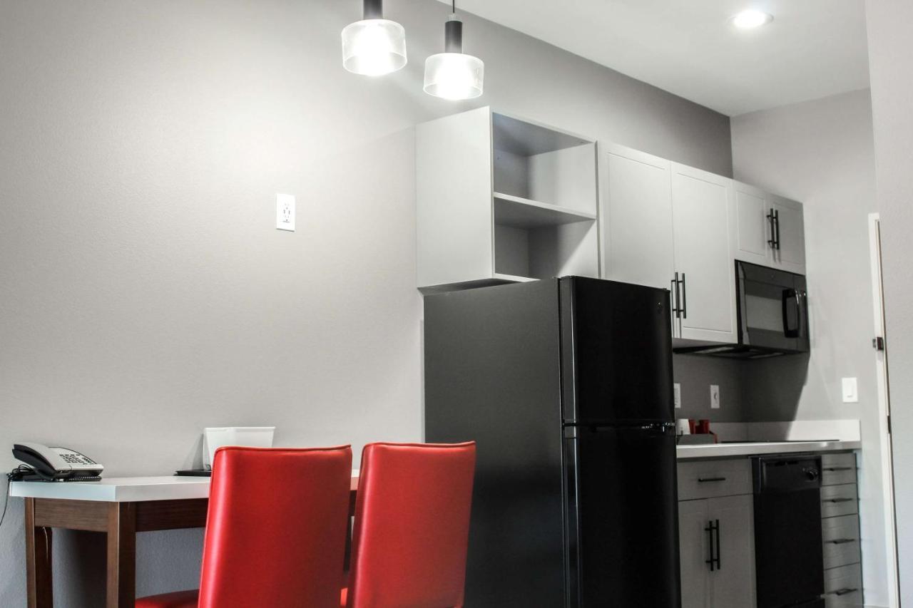 Hawthorn Extended Stay By Wyndham Oklahoma City Airport Экстерьер фото